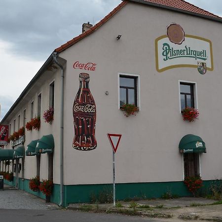 Motorest Penzion na Bojišti Chlumec  Exteriér fotografie